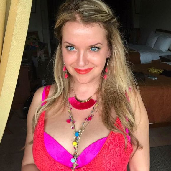 Meet your Posher, Yulita - Picture 1 of 1